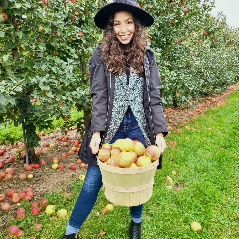 Meet your Posher, Marina